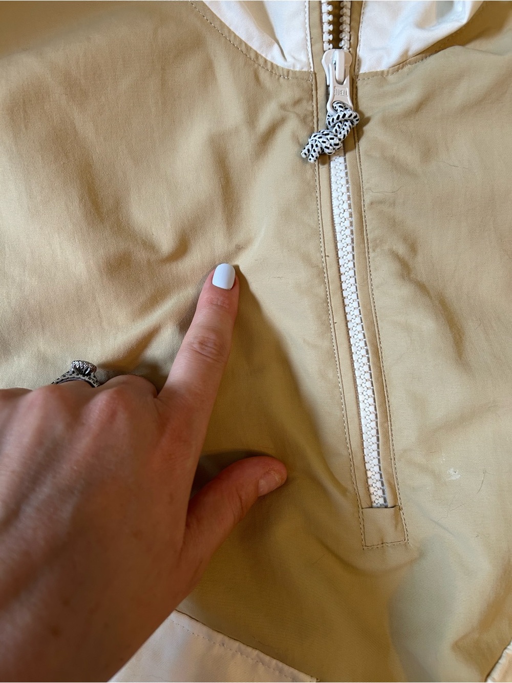 Backcountry Stoic - Lightweight Two-Tone Beige and Cream Women's Pullover - Picture 6 of 6
